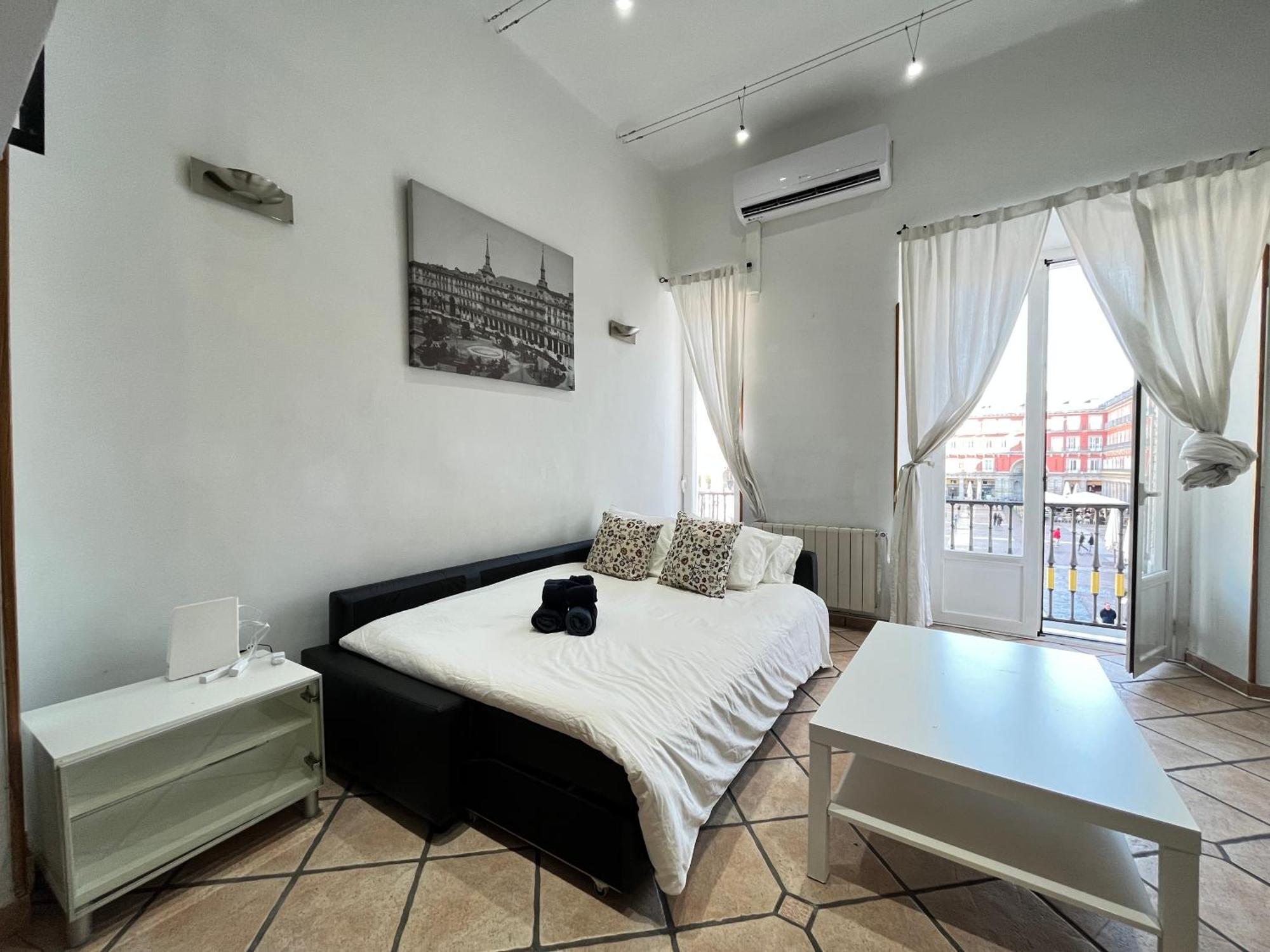 Loft Plaza Mayor 2 Temporal Madrid Luaran gambar